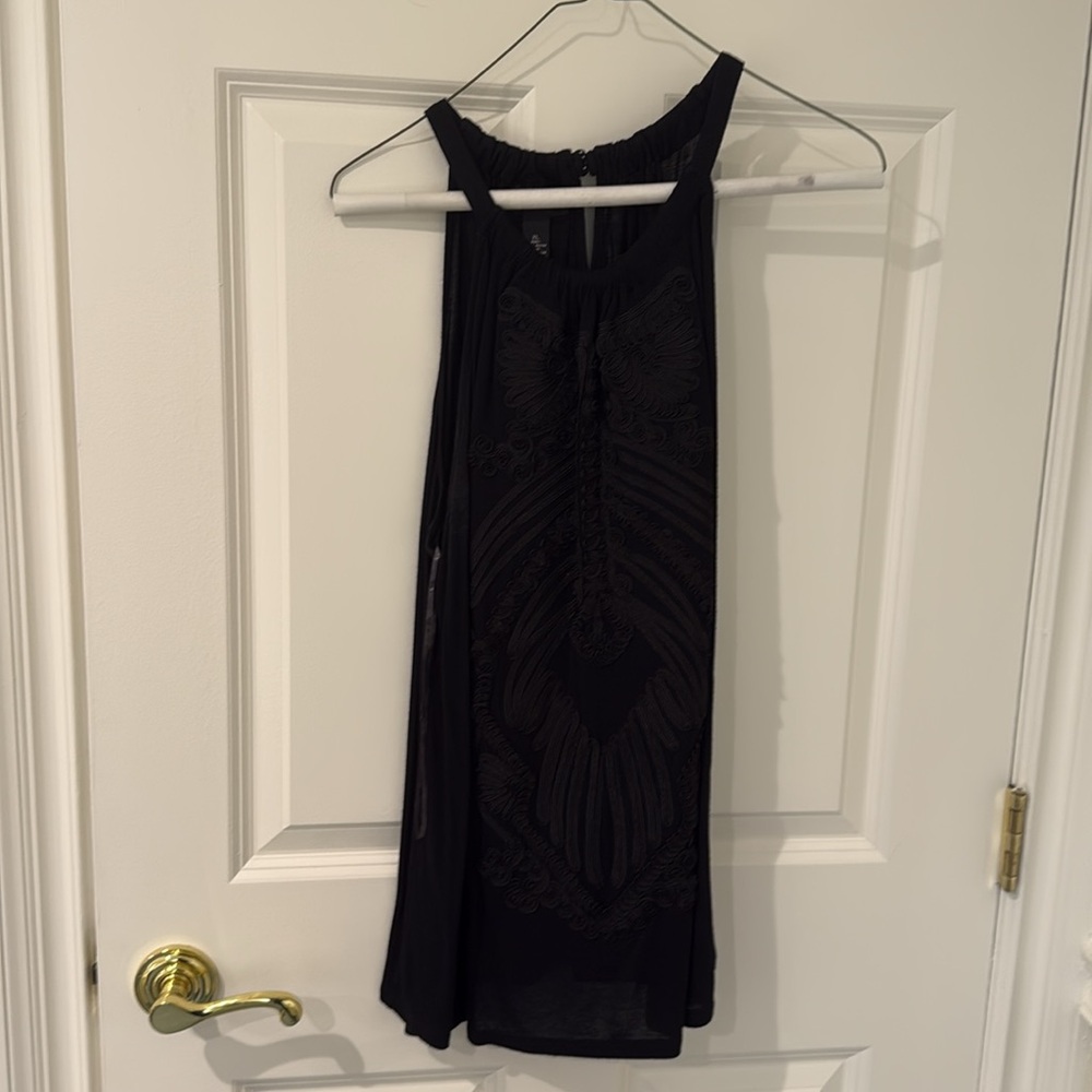 INC INTERNATIONAL CONCEPTS Black with black floral embroidery host pick